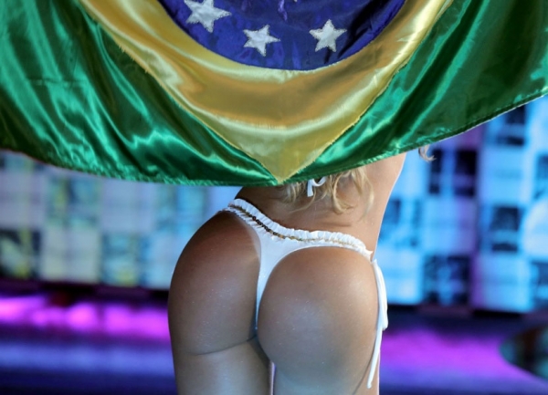 Escorte Brésiliènne. La femme plus chaude du monde